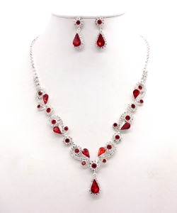 Rhinestone Necklace with Earrings NB300618 SVLM